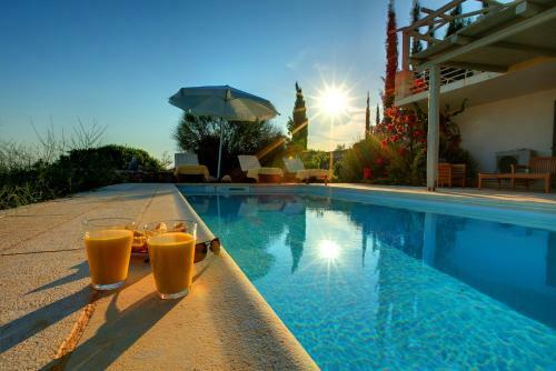 Villa Ideales Resort