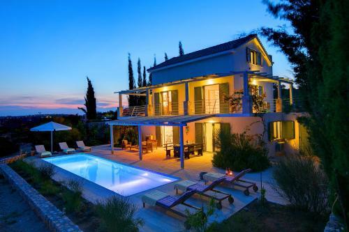 Villa Ideales Resort