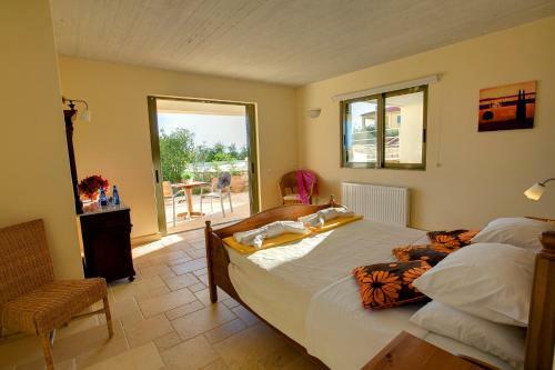 Villa Ideales Resort