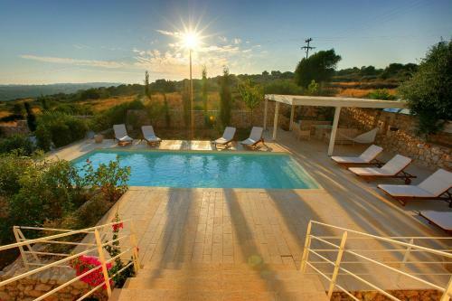 Villa Ideales Resort