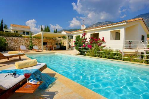 Villa Ideales Resort