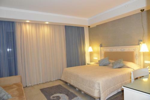 Odysseus Hotel