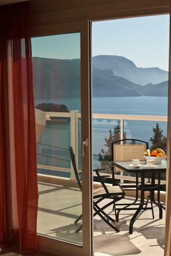 Odysseus Hotel