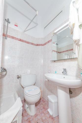 Odysseus Hotel
