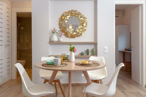 Rapanos Apartments