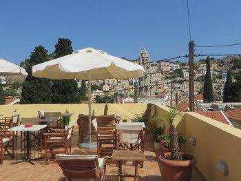Hostal Maravelia Apartments