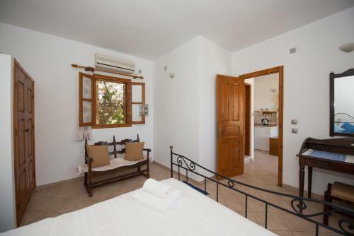 Hermes Apartment