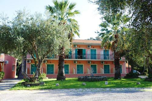 Aparthotel Phivos Hotel