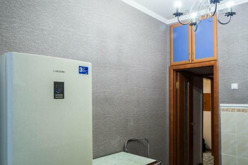 Domumetro Apartment On University 72 ? 2