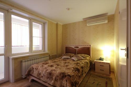 Hotel Nadezhda And K