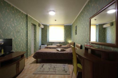 Hotel Nadezhda And K