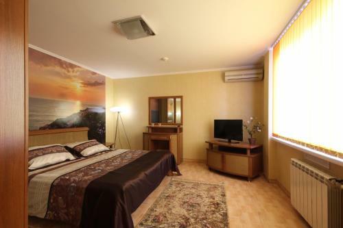 Hotel Nadezhda And K