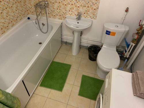 Apartment On Stroitelei 88b