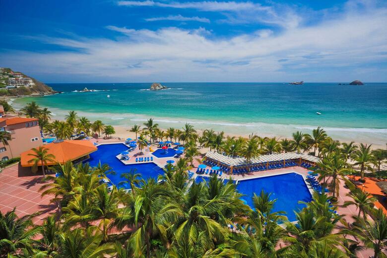 Hotel Barcel� Ixtapa