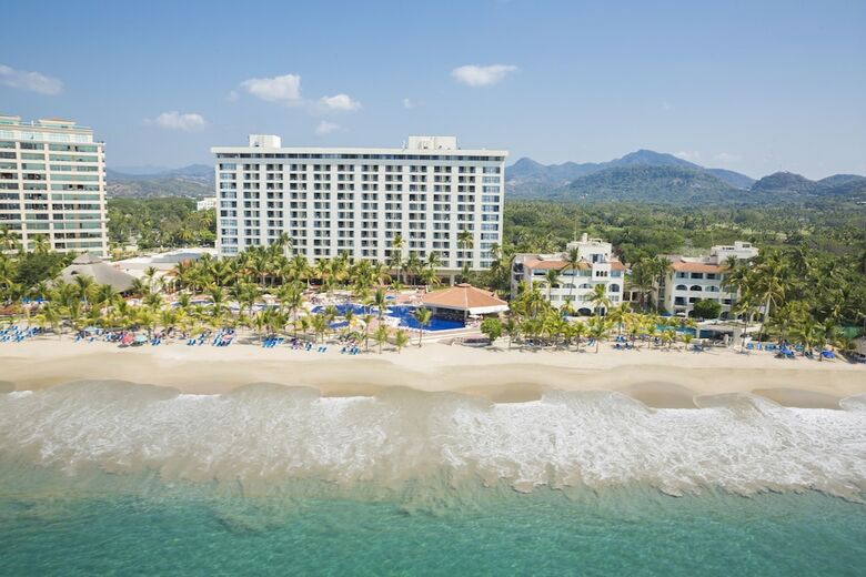 Hotel Barcel� Ixtapa