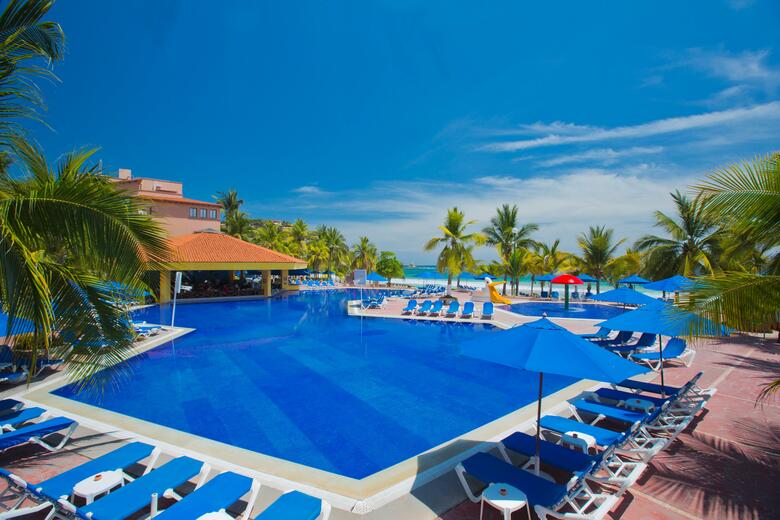 Hotel Barcel� Ixtapa