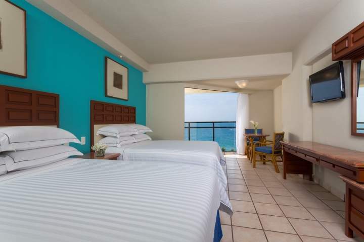 Hotel Barcel� Ixtapa
