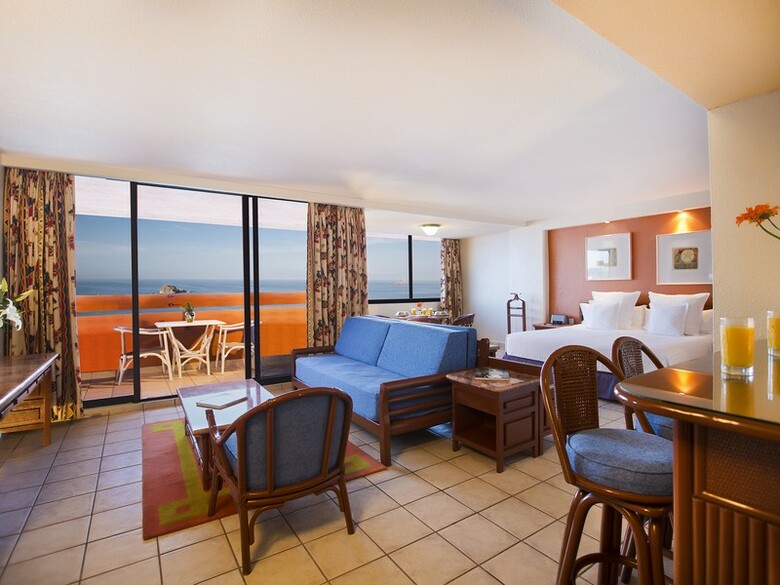 Hotel Barcel� Ixtapa