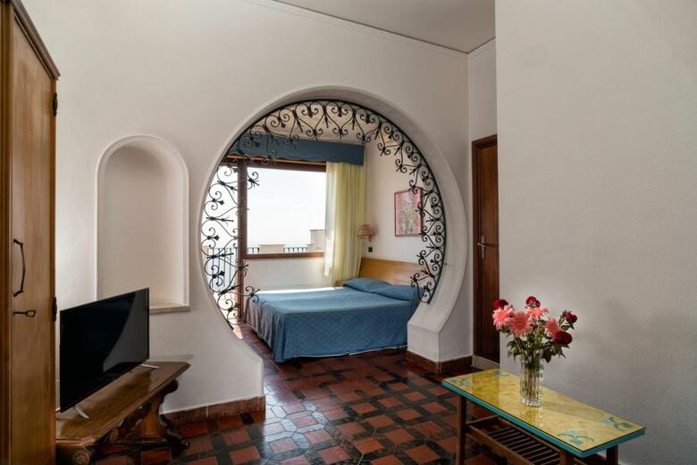 Hotel Vello D Oro(.)