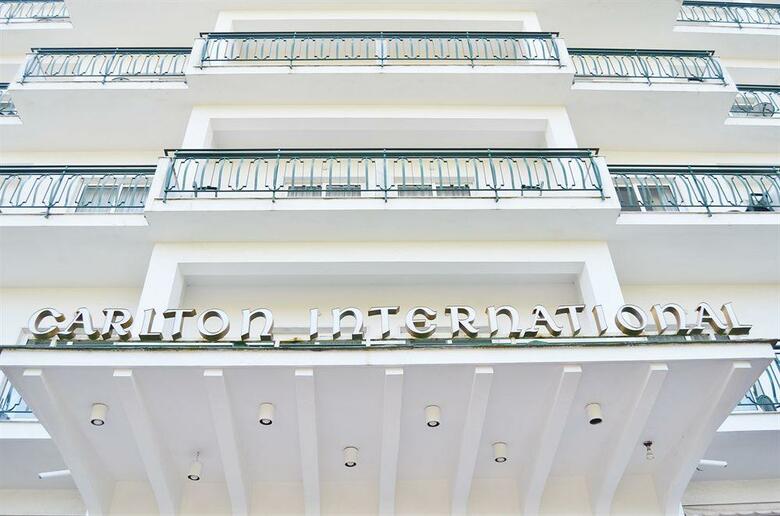 Hotel Carlton International