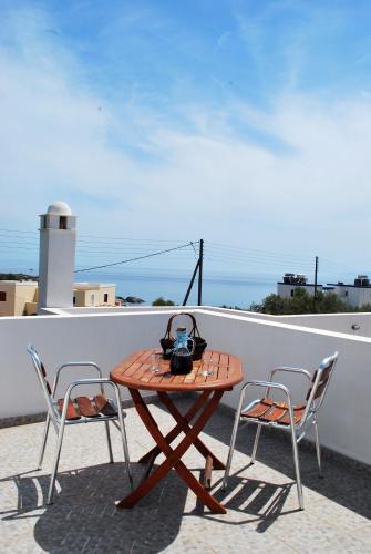 Manos Apartments