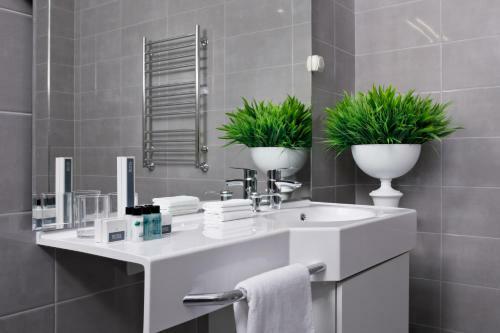 Hotel Orlinye Skaly