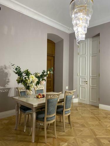Apartamento ??????????? ? ???????? XIX ????