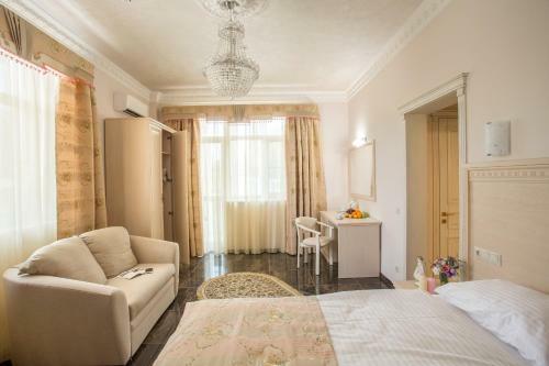 Goluboe Ozero Hotel