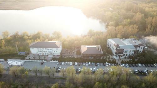 Goluboe Ozero Hotel