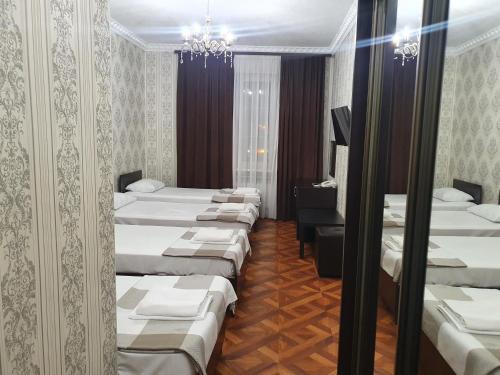 Hotel ?????