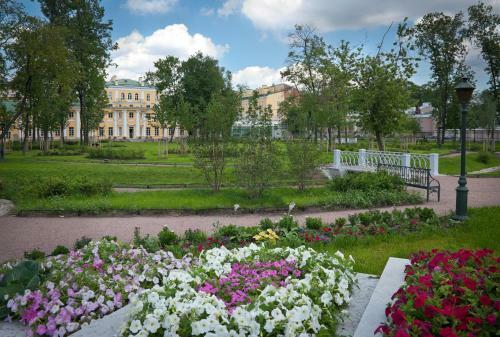 Usadba Derzhavina Hotel