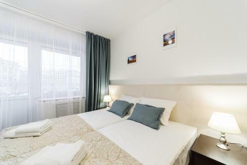 Simple Bon Voyage Hotel