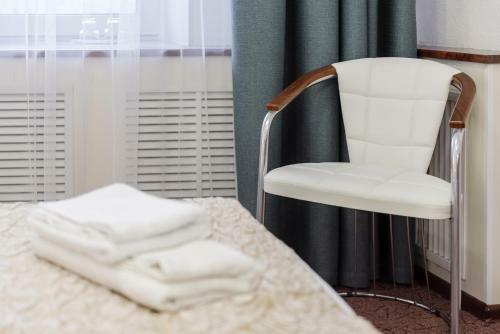 Simple Bon Voyage Hotel