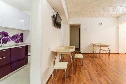Simple Bon Voyage Hotel