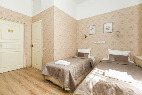 Hostal Soft Pillow