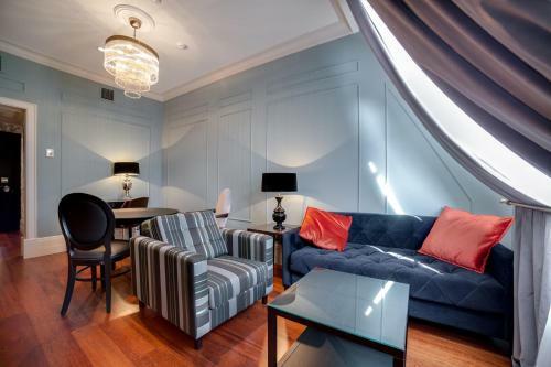 Dom Boutique Hotel By Authentic Hotels