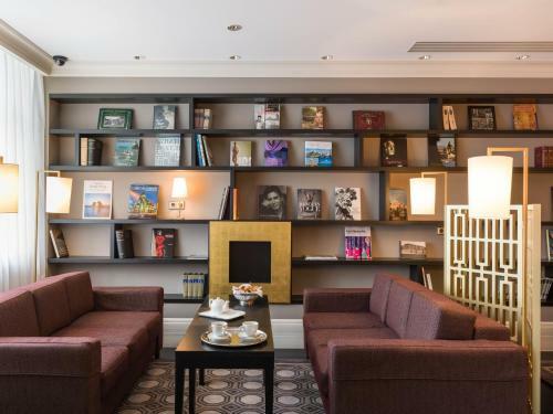 Dom Boutique Hotel By Authentic Hotels