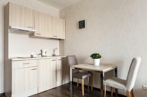 Salut Plus Apartments
