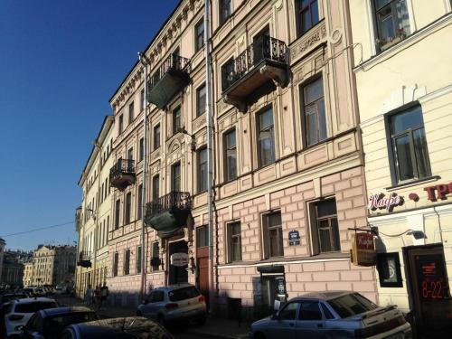 Apartment On Moyka 28
