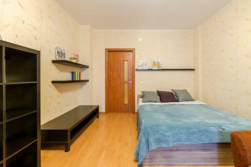 Apartamento Flat On Bogatyrskiy