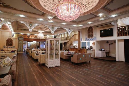 Posada Hotel Silk Way
