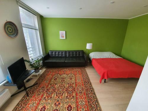 Maximus Apartments In Avenue