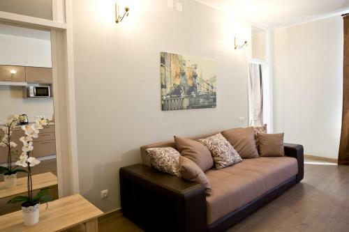 Cameo Apartments