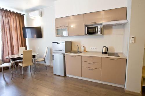 Cameo Apartments