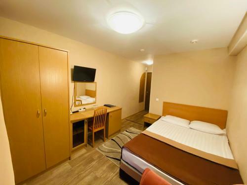 Hotel Orbital