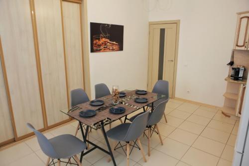 Apartment On Medikov 10