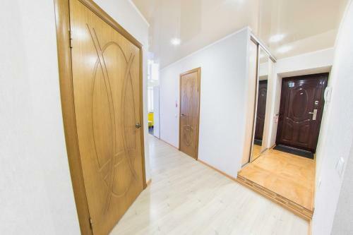 Saratov Lights Apartments 3rooms ?? ??????????
