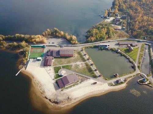 Hotel Saint Lake (? ??????? ?????)