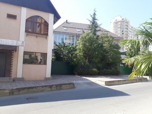 Hostal Glitsiniya Guest House