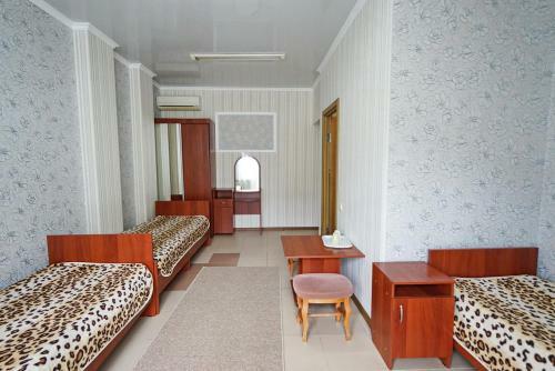 Hostal Glitsiniya Guest House